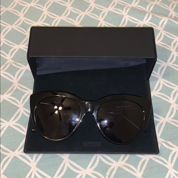 Sunglasses - Picture 3 of 6